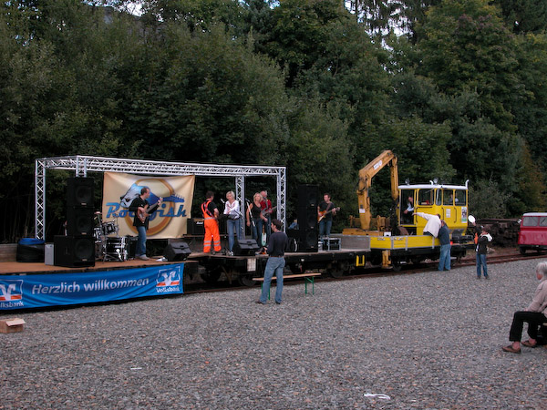 Liveband "Rockfish". Foto: Christof Weschenbach.